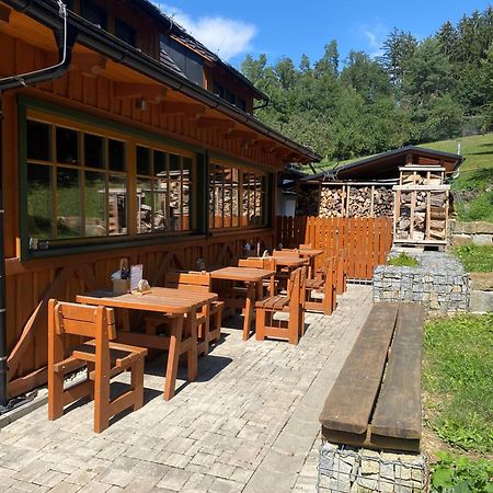 Kameňácká myslivna Hotel Moravany  Exterior foto