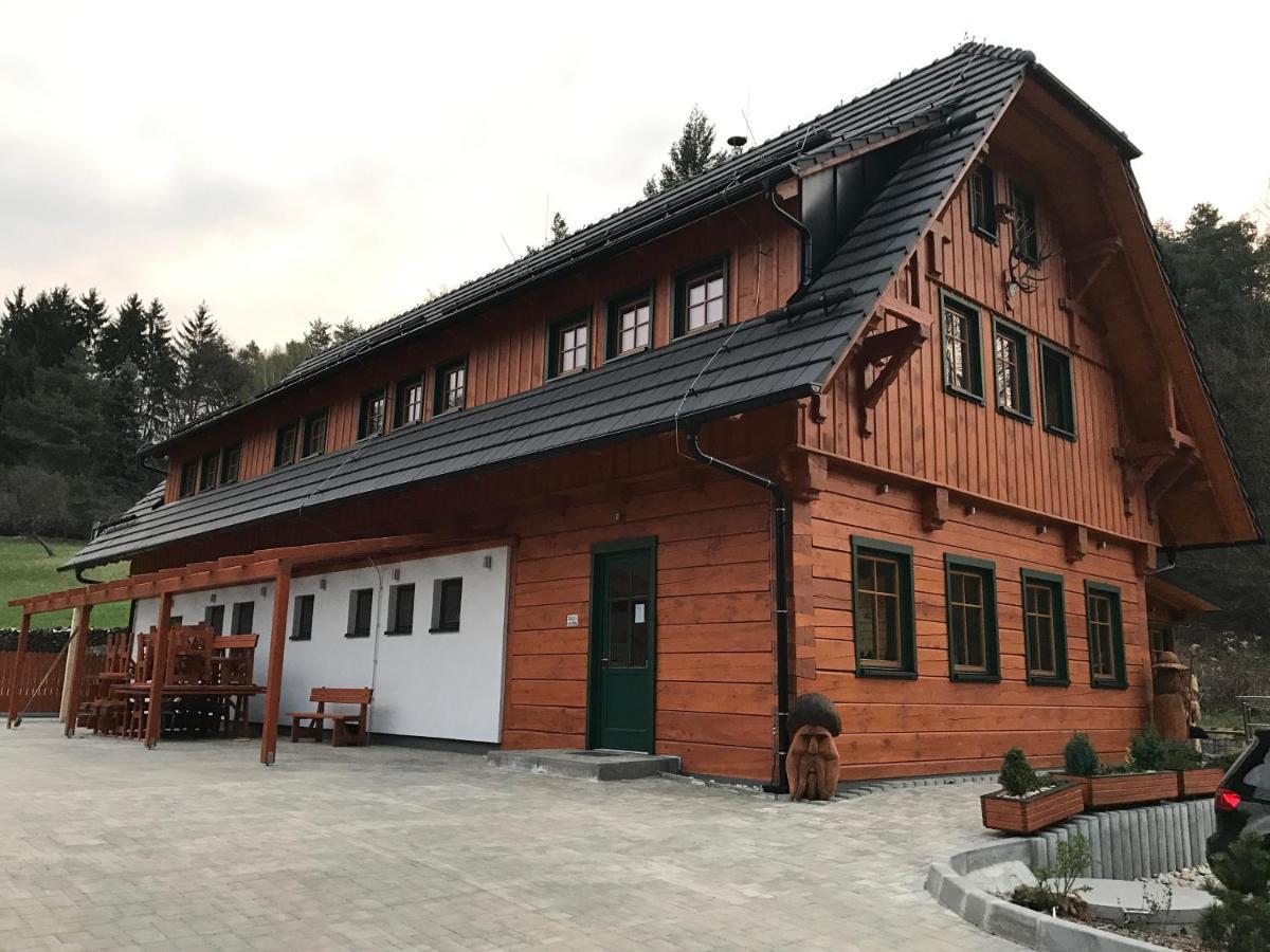 Kameňácká myslivna Hotel Moravany  Exterior foto